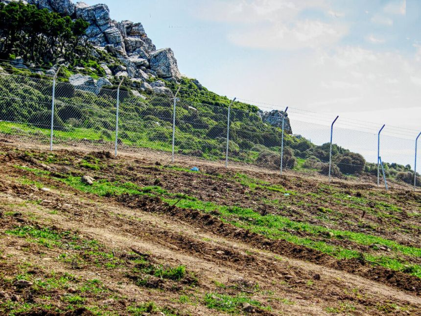 Περίφραξη τύπου ΝΑΤΟ από μεταλλικό πλέγμα, ανθεκτικό