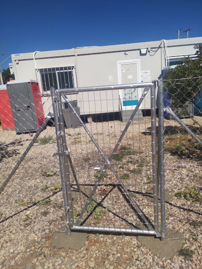 Θύρα Μονόφυλλη