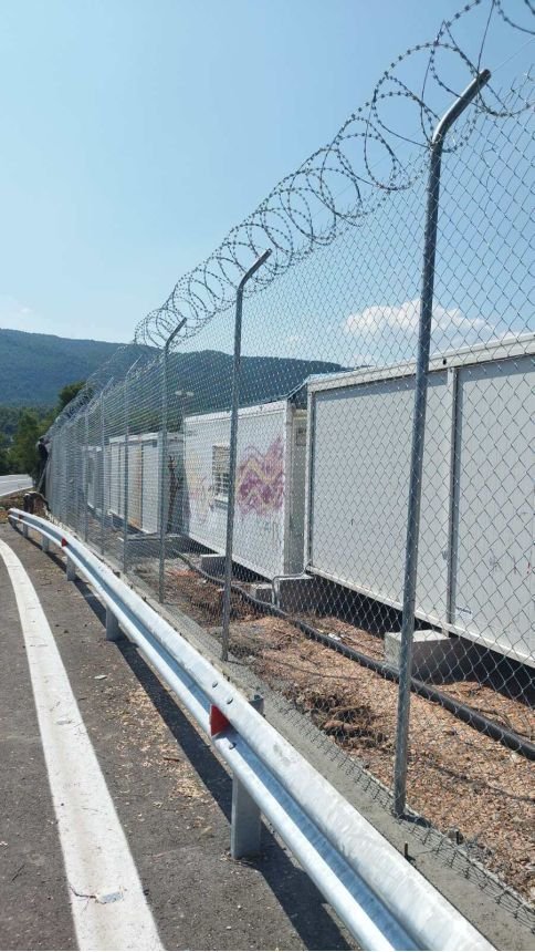 Περίφραξη Τύπου ΝΑΤΟ σε οικόπεδο στον Πόρο